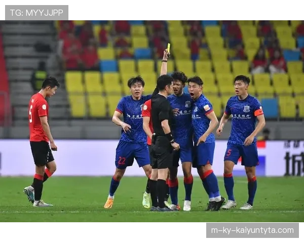 延迟举旗处罚标准解析：裁判何时必须立即终止比赛？