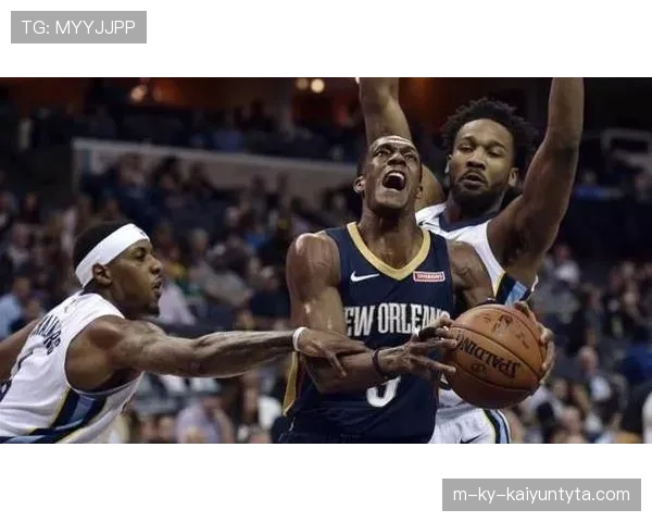 朗多无球策应改变进攻节奏，对比传统控卫提升转换效率